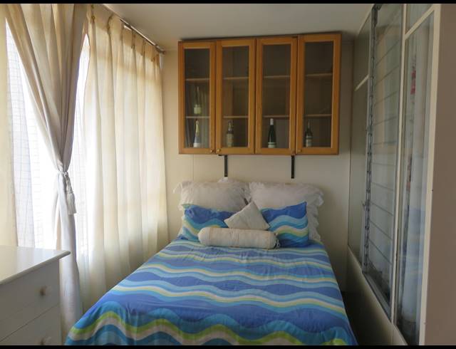 1.5 BEDROOM FLAT SOLD IN SUNNYSIDE